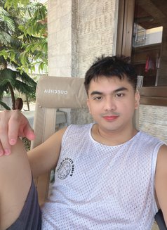 David - Male escort in Taipei Photo 7 of 9