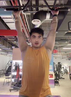 David - Male escort in Taipei Photo 8 of 9