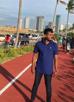 David - dominatrix in Colombo Photo 2 of 4