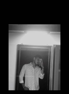 David - Male escort in Ahmedabad Photo 2 of 4