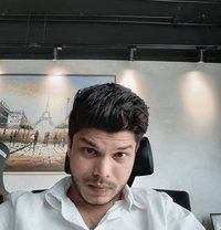 David - Acompañantes masculino in Dubai