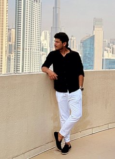 David - Acompañantes masculino in Dubai Photo 7 of 7