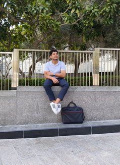 David - Acompañantes masculino in Dubai Photo 8 of 8