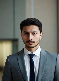 David - Male escort in Noida Photo 3 of 3