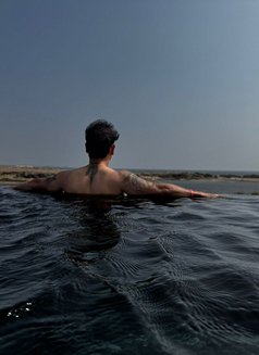 David Is Back. The Portuguese Charmer - Male escort in Dubai Photo 1 of 1