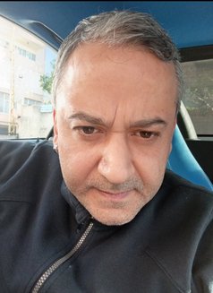 David - Male escort in Beirut Photo 4 of 4