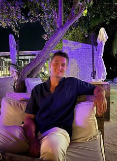 David-Leonard - Male escort in Hong Kong Photo 2 of 5