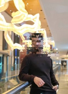 David Massague - Male escort in Bangalore Photo 1 of 6