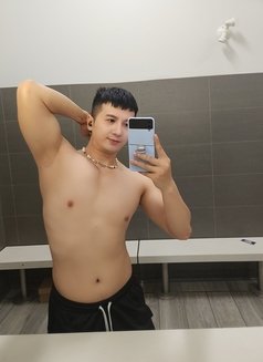 David White - Male escort in Bangkok Photo 1 of 5