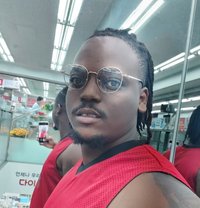 Davidson Mongare - Male escort in Incheon
