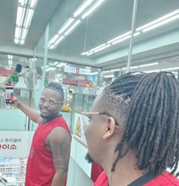 Davidson Mongare - Male escort in Incheon