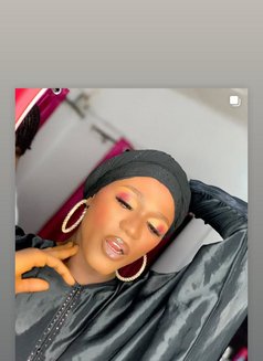 Davivia Amirah - Transsexual escort in Abuja Photo 3 of 7
