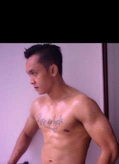 Dawin Galang - Male escort in Bali Photo 2 of 14