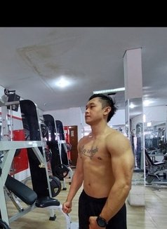 Dawin Galang - Male escort in Bali Photo 7 of 14