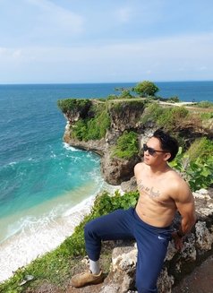 Dawin Galang - Male escort in Bali Photo 21 of 24