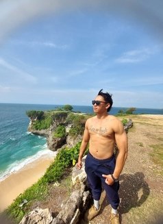 Dawin Galang - Male escort in Bali Photo 22 of 24