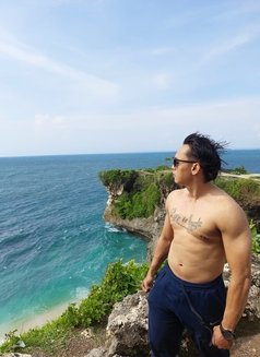 Dawin Galang - Male escort in Bali Photo 24 of 24