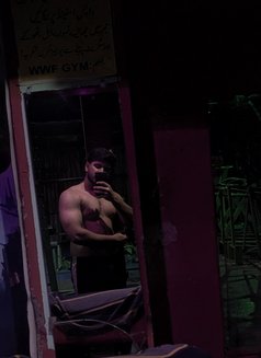 Dawood - Intérprete masculino de adultos in Lahore Photo 1 of 1