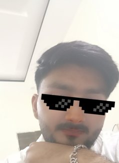 Dawood - Male escort in Lahore Photo 2 of 3