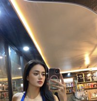 Dayana Davies - escort in Manila