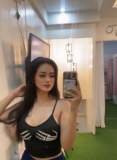 Dayana Davies - puta in Manila Photo 8 of 8