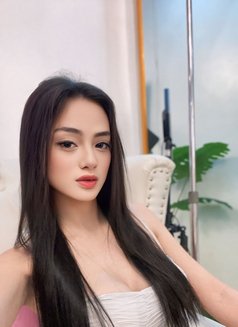 Dayana Davies - puta in Manila Photo 7 of 10