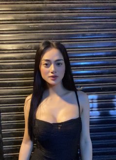 Dayana Davies - puta in Manila Photo 8 of 10