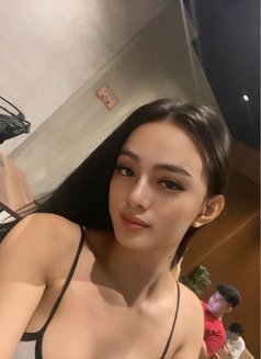 Dayana Davies - escort in Manila Photo 10 of 11