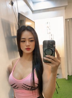 Dayana Davies - escort in Manila Photo 14 of 14
