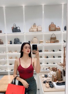 Dayana Davies - escort in Manila Photo 17 of 19