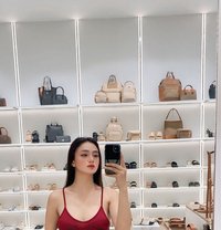 Dayana Davies - escort in Manila
