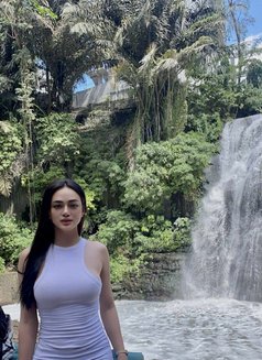 Dayana Davies - escort in Manila Photo 20 of 20