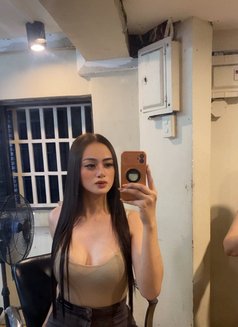 Dayana Davies - puta in Manila Photo 21 of 21