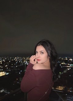 Dayana Here - puta in Bali Photo 2 of 4