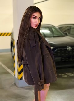 Dayana - escort in Dubai Photo 5 of 10