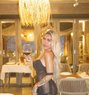 Dayana - puta in London Photo 8 of 9