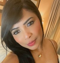 Dayanara - puta in Abu Dhabi