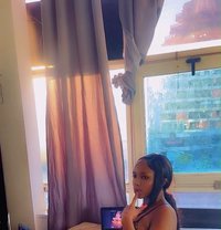 Dayleen - escort in Beirut Photo 23 of 23