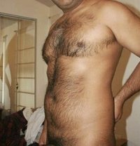 Your Boy Sahan is here - Male escort in Colombo