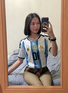 Dear Na - Transsexual escort in Doha Photo 17 of 18