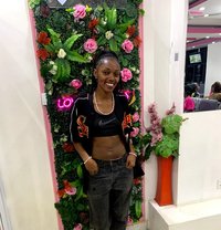 Dearisy - puta in Nairobi