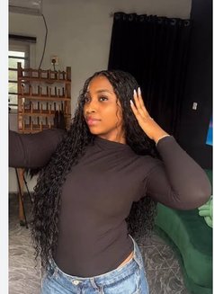 Debby - escort in Abidjan Photo 1 of 2