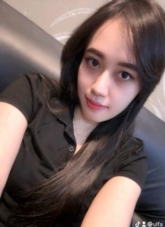 Debolina - puta in Jakarta Photo 1 of 4