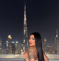Débora Huge Ass and Sweet Femine Face - Transsexual escort in Dubai