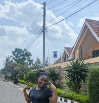 Deborah - Intérprete de adultos in Nairobi