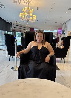 Decent Classy Voluptous Curvy - escort in Manila Photo 1 of 3