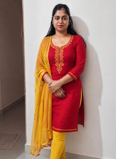 Decent Cute Homely Lady Available for Sx - escort in Hyderabad Photo 2 of 4