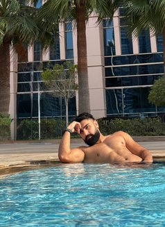 Dee alex - Male escort in Dubai Photo 4 of 8