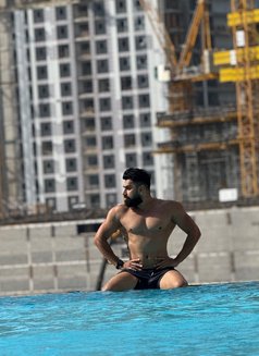 Dee alex - Male escort in Dubai Photo 7 of 8
