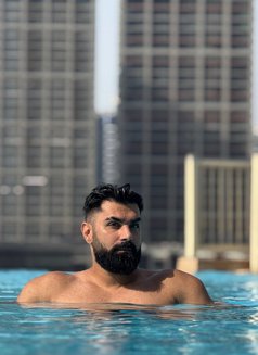 Dee alex - Male escort in Dubai Photo 8 of 8